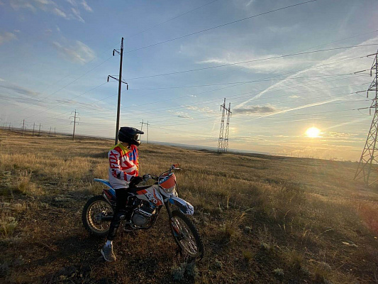 Прокат мотоциклов . Подарочные сертификаты Ultra Подарки Орск. Купить оригинальный подарок или подарочный сертификат на Прокат мотоциклов . Сервис UltraPodarki.ru Орск 8 800 505 95 30. 