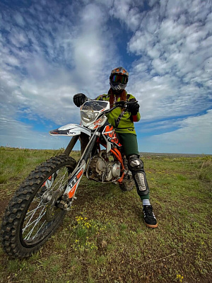 Прокат мотоциклов . Подарочные сертификаты Ultra Подарки Орск. Купить оригинальный подарок или подарочный сертификат на Прокат мотоциклов . Сервис UltraPodarki.ru Орск 8 800 505 95 30. 